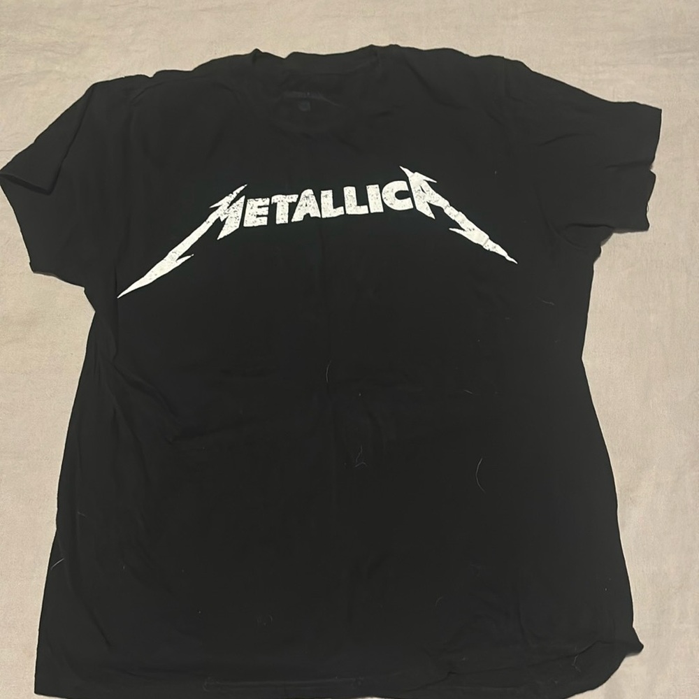 Metallica Shirt
Large
Never worn